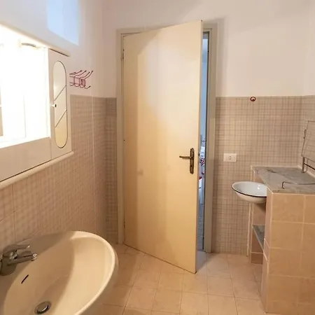 Apartment Mariarita A - Apulia *